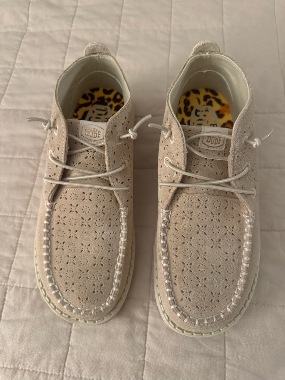 Hey Dude Women’s Mid Suede Boho.